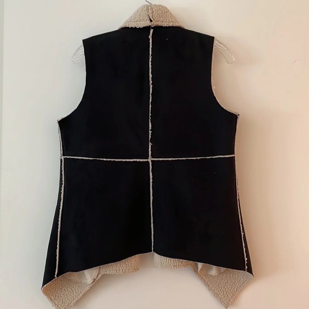 🌸SOLD🌸 Jack by BB Dakota Faux Suede Vest - Picture 2 of 5